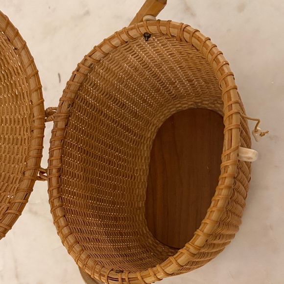 Nantucket Basket Purse - Picture 6 of 8